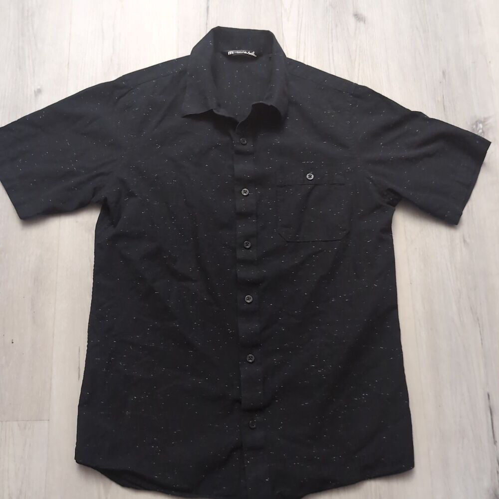 Travis Mathew Shirt Men's Small Black Short Sleeve Shirt Travis Mathew
